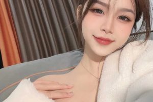 高颜值性感小骚货，69、口爆，毒龙、管式服务应有尽有