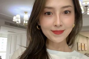 内心风骚无比的人妻 绝对反差够滋味