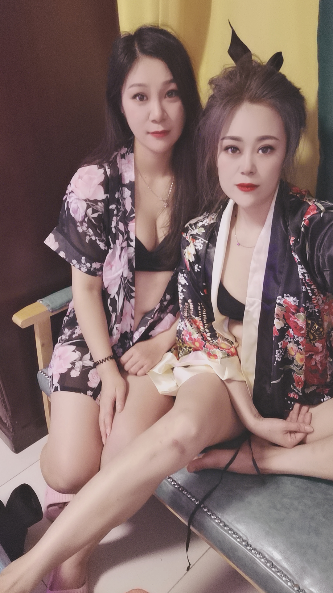 北京市西城区湾子双飞姐妹花