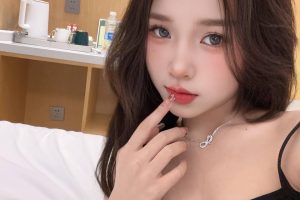 刚下海妹子 身材颜值在线 奶大 听话不催人 温柔体贴