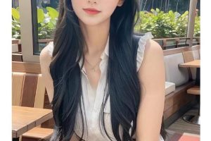 普陀02年大学生刚下海各种姿势都配合可颜射！