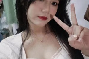 宝山刚下海暑假工兼职自带房间可上门逼紧人美