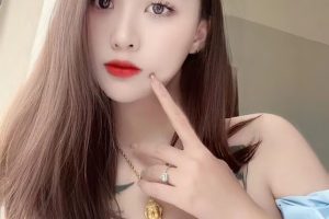 北京大奶姿势性感妹妹