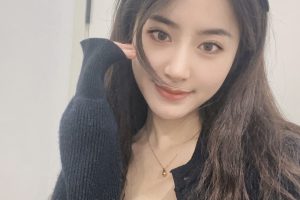 性感身材火辣美女