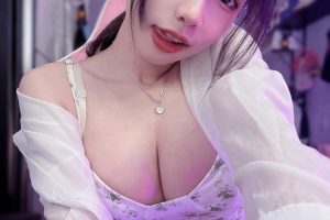 嫩妹兼职天然大奶