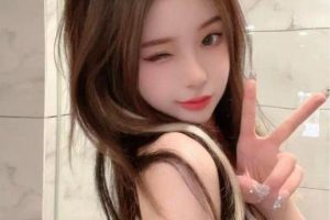 蜜汁水多兼职妹子