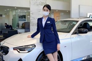 喜欢刺激感而下海的宝马女销售 172大长腿