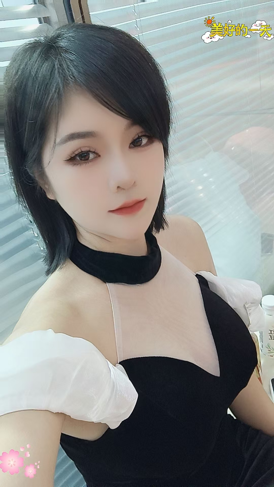 自聊自做的人美胸大口活无齿感小穴紧致水多