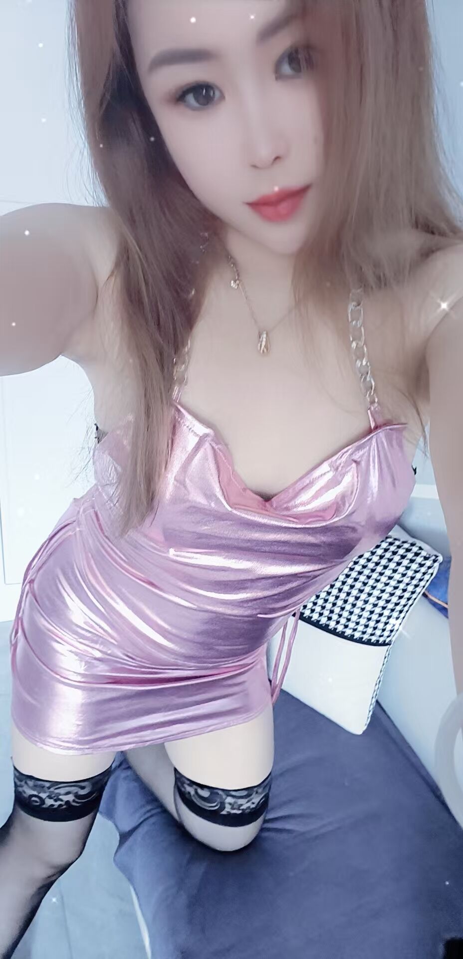 潘家园大胸美少妇